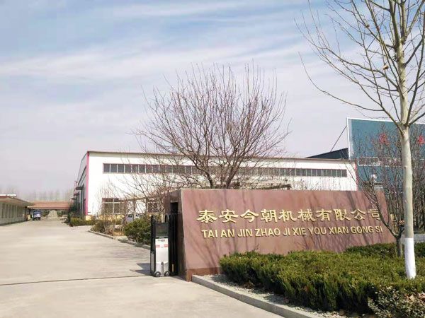 輪式行走機(jī)構(gòu)和足式行走機(jī)構(gòu)的特點(diǎn)和各自適用的場(chǎng)合。